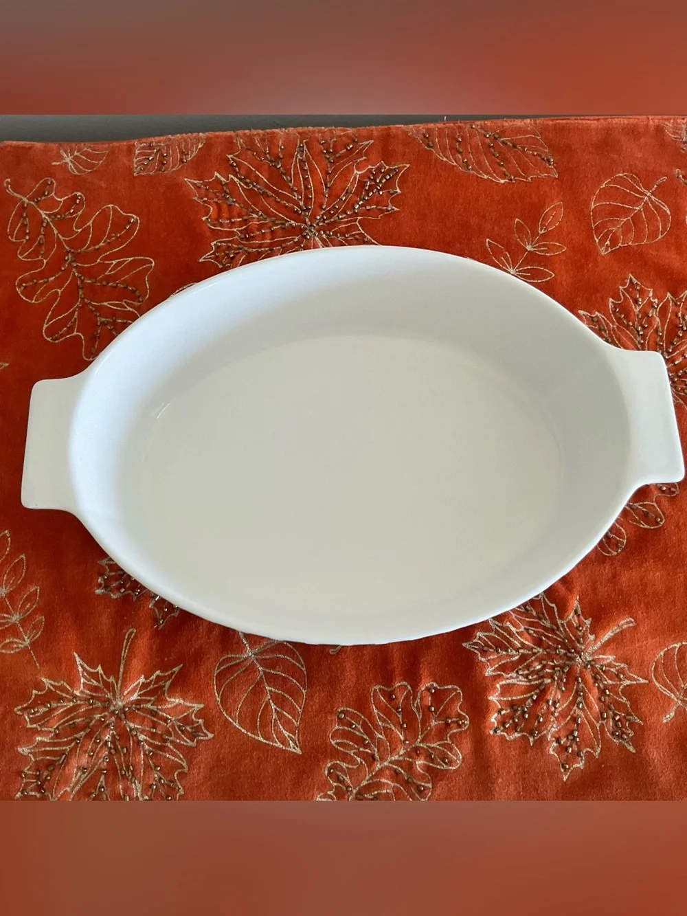 NWOT Grace Pumpkin Patch Lidded Oval Casserole Baker in White & Brown Gingham